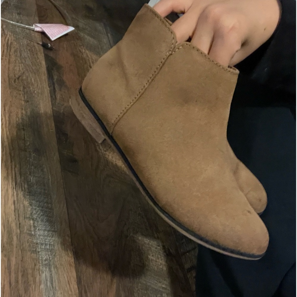Cat and Jack boots
